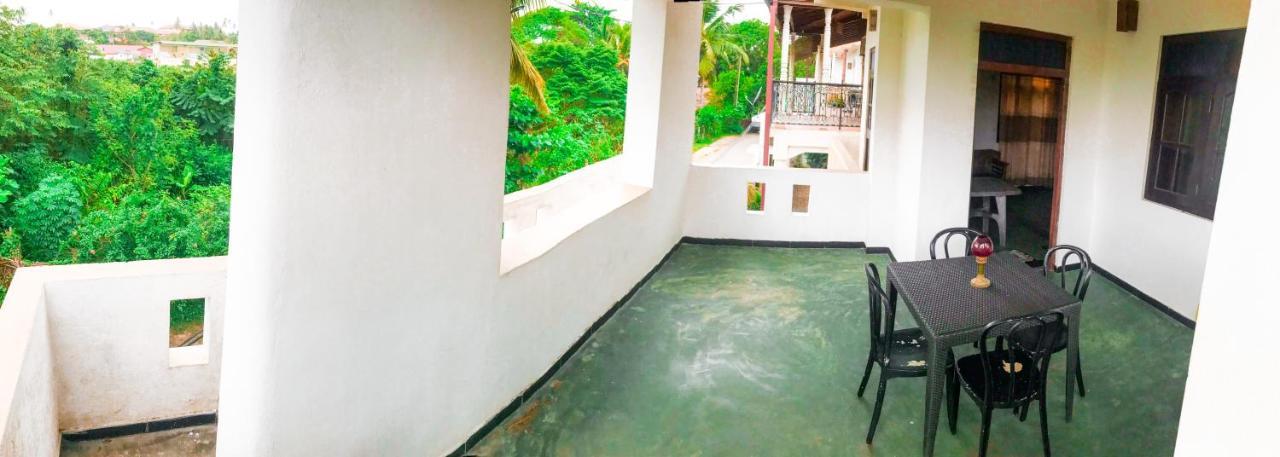 Dinu Villa Galle Exterior photo